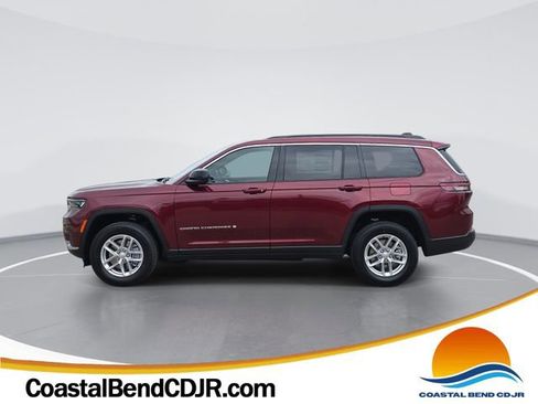 New 2026 Jeep Grand Cherokee L Laredo AWD/4WD image 1