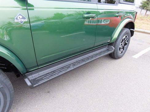 New 2025 Ford Bronco Outer Banks image 7