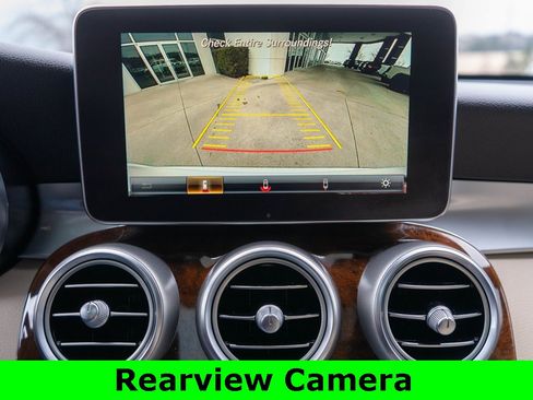 Used 2017 Mercedes-Benz GLC 300 4MATIC image 26