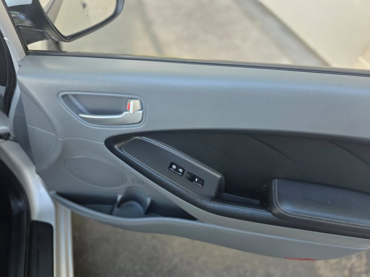 Used 2018 Kia Forte LX FWD image 21