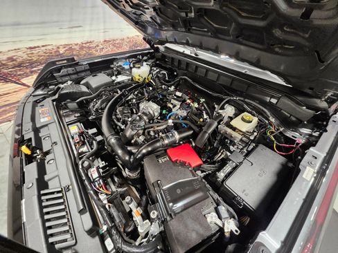 Used 2022 Ford Bronco Wildtrak image 35