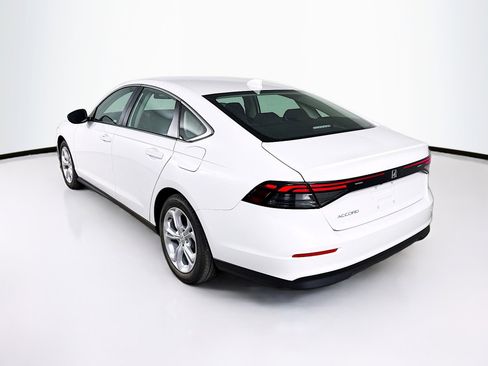 Certified 2025 Honda Accord LX image 27