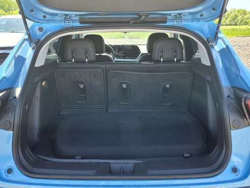 Used 2025 Chevrolet Trax LT w/ Driver Confidence Package FWD image 5