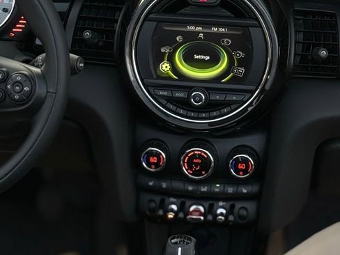 Used 2016 MINI Cooper S image 17