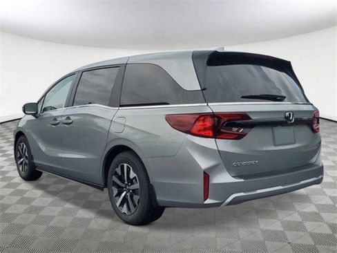 New 2026 Honda Odyssey EX-L image 4