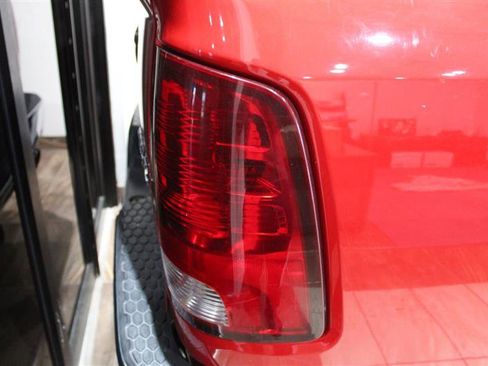 Used 2012 RAM 1500 Laramie AWD/4WD image 11