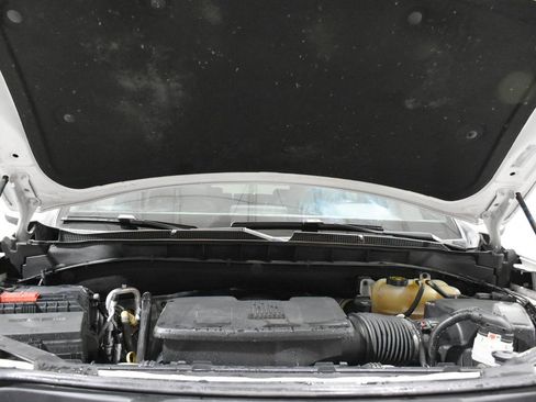 Used 2022 Chevrolet Tahoe RST w/ Luxury Package AWD/4WD image 8