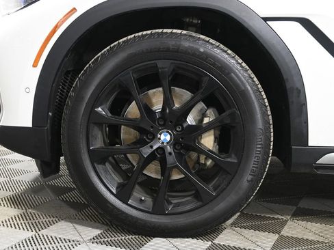 Used 2020 BMW X6 xDrive40i w/ Executive Package image 12