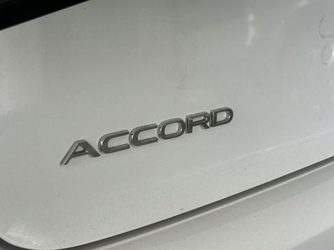 Used 2023 Honda Accord Sport image 11