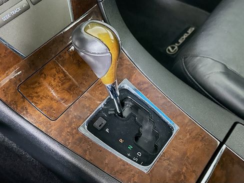 Used 2010 Lexus ES 350 FWD image 23