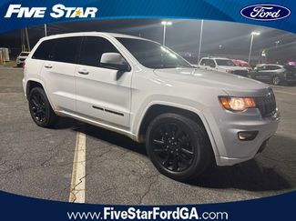 Used 2020 Jeep Grand Cherokee Altitude video 1