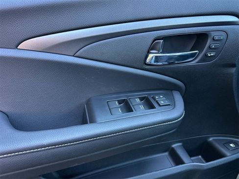 New 2025 Honda Ridgeline RTL image 34