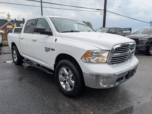 Used 2019 RAM 1500 Big Horn AWD/4WD image 7