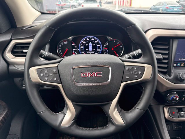 Used 2023 GMC Acadia Denali w/ Denali Ultimate Package AWD/4WD image 22