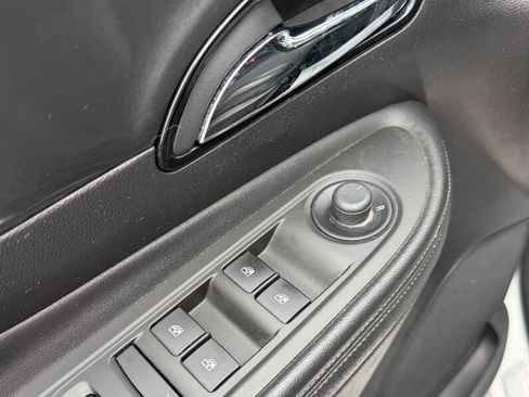 Used 2017 Buick Encore Preferred image 18