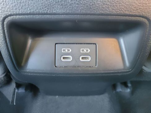 Used 2024 Toyota Corolla LE FWD image 11