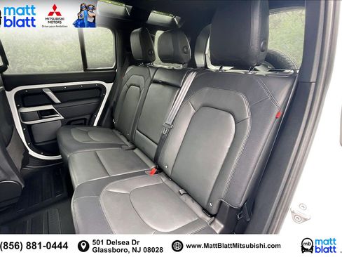 Used 2023 Land Rover Defender 110 X-Dynamic SE image 28