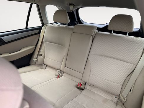 Used 2019 Subaru Outback 2.5i Premium AWD/4WD image 13