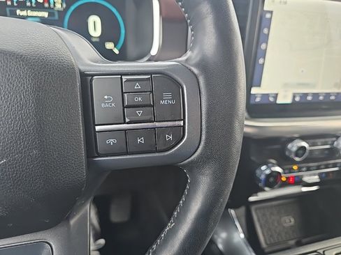 Used 2023 Ford F150 Lariat w/ Equipment Group 502A High image 15