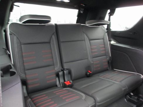 Used 2025 GMC Yukon AT4 Ultimate image 27