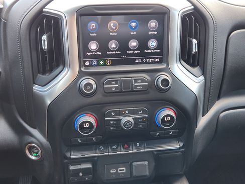 Used 2021 Chevrolet Silverado 1500 LT Trail Boss w/ Bed Protection Package AWD/4WD image 18