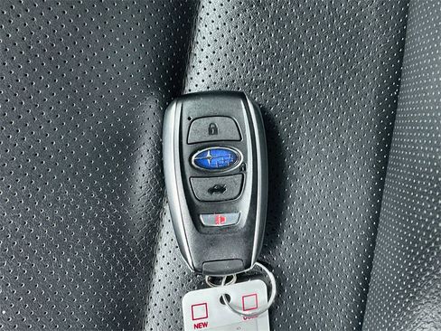 Used 2016 Subaru Legacy 2.5i Limited image 32