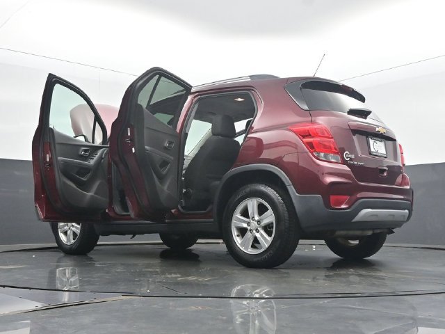 Used 2017 Chevrolet Trax LT AWD/4WD image 57