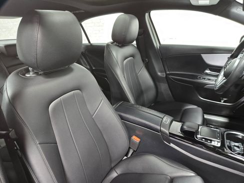 Used 2019 Mercedes-Benz A 220 4MATIC image 53