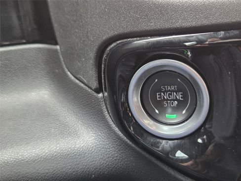 Used 2024 GMC Sierra 1500 SLT RWD image 23