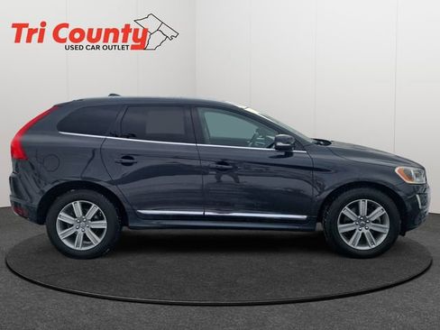 Used 2016 Volvo XC60 T6 w/ Proximity Package image 9