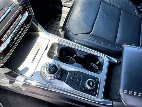 Used 2020 Ford Explorer Limited w/ Class III Trailer Tow Package image 13