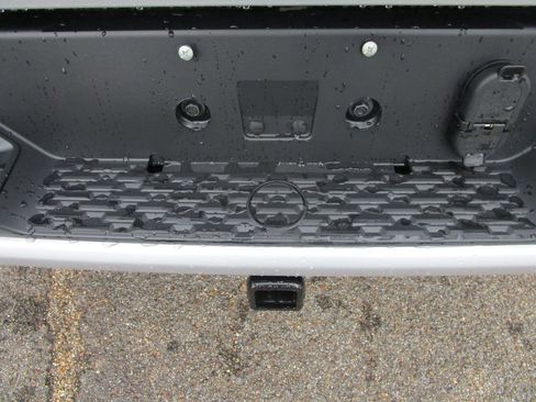 New 2026 RAM 1500 Laramie AWD/4WD image 10