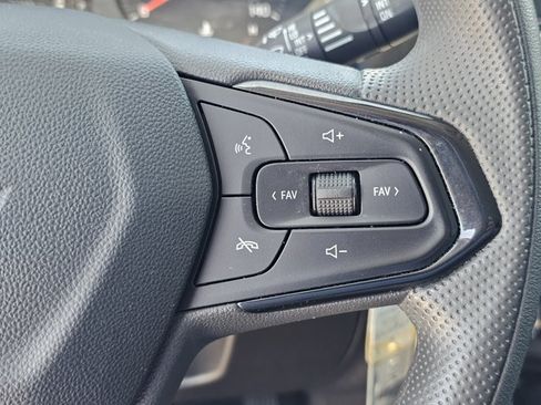 Used 2026 Chevrolet Trax LS FWD image 46