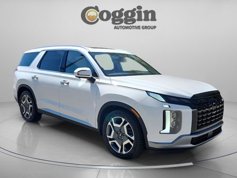 Used 2025 Hyundai Palisade SEL FWD image 8