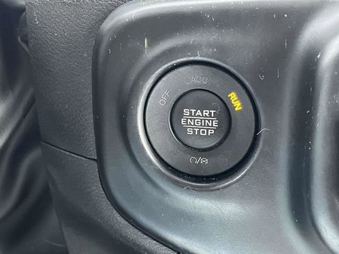 Used 2022 Jeep Wrangler Unlimited Sport AWD/4WD image 31