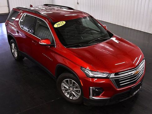 Used 2023 Chevrolet Traverse LT w/ LPO, Floor Liner Package image 12