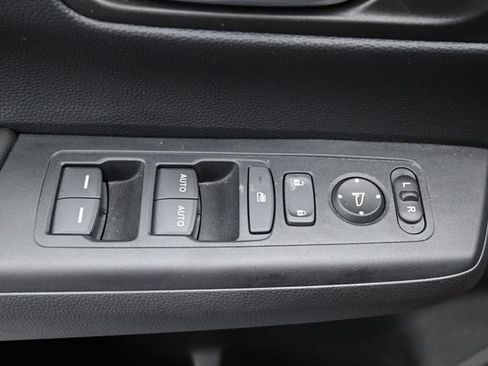 Used 2025 Honda CR-V Sport image 13