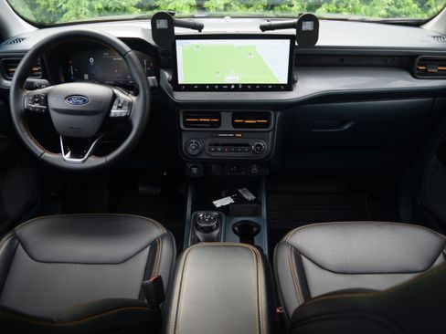 Used 2025 Ford Maverick Tremor AWD/4WD image 8