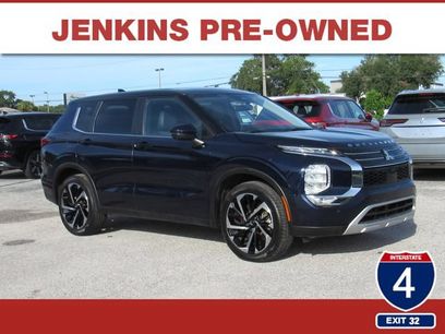 Used 2023 Mitsubishi Outlander SE