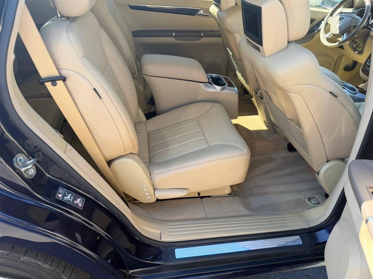 Used 2007 Mercedes-Benz R 320 CDI 4MATIC image 30