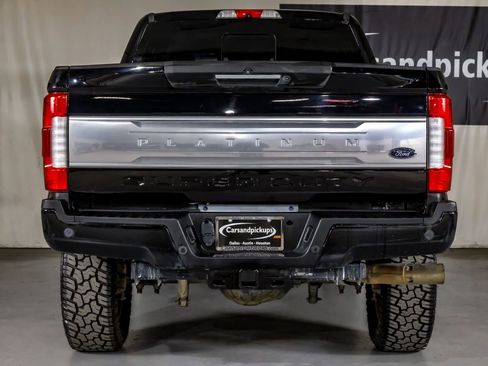 Used 2017 Ford F250 Platinum w/ FX4 Off-Road Package image 9