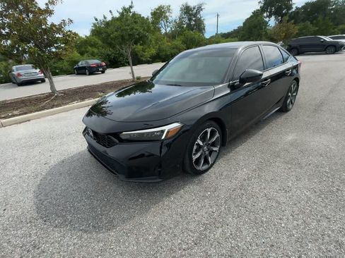 Used 2025 Honda Civic Sport Touring image 4