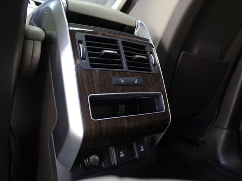 Used 2019 Land Rover Range Rover Sport Supercharged image 37