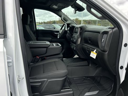 New 2026 Chevrolet Silverado 1500 Custom image 13