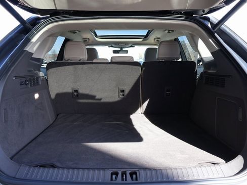 Used 2023 Lincoln Nautilus Reserve w/ Equipment Group 201A image 15