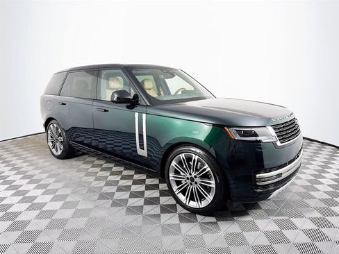 New 2026 Land Rover Range Rover Long Wheelbase SE image 3
