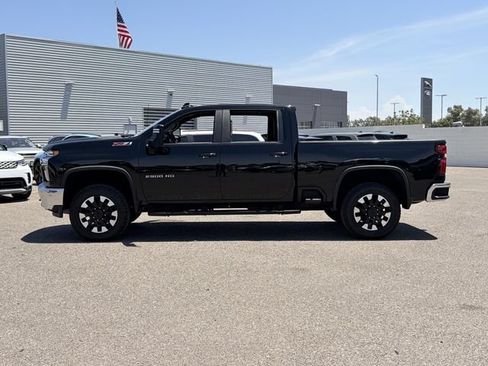 Used 2020 Chevrolet Silverado 2500 LT w/ All Star Edition AWD/4WD image 9