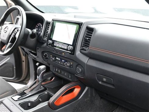 Used 2023 Nissan Frontier PRO-4X w/ Pro Convenience Package image 32
