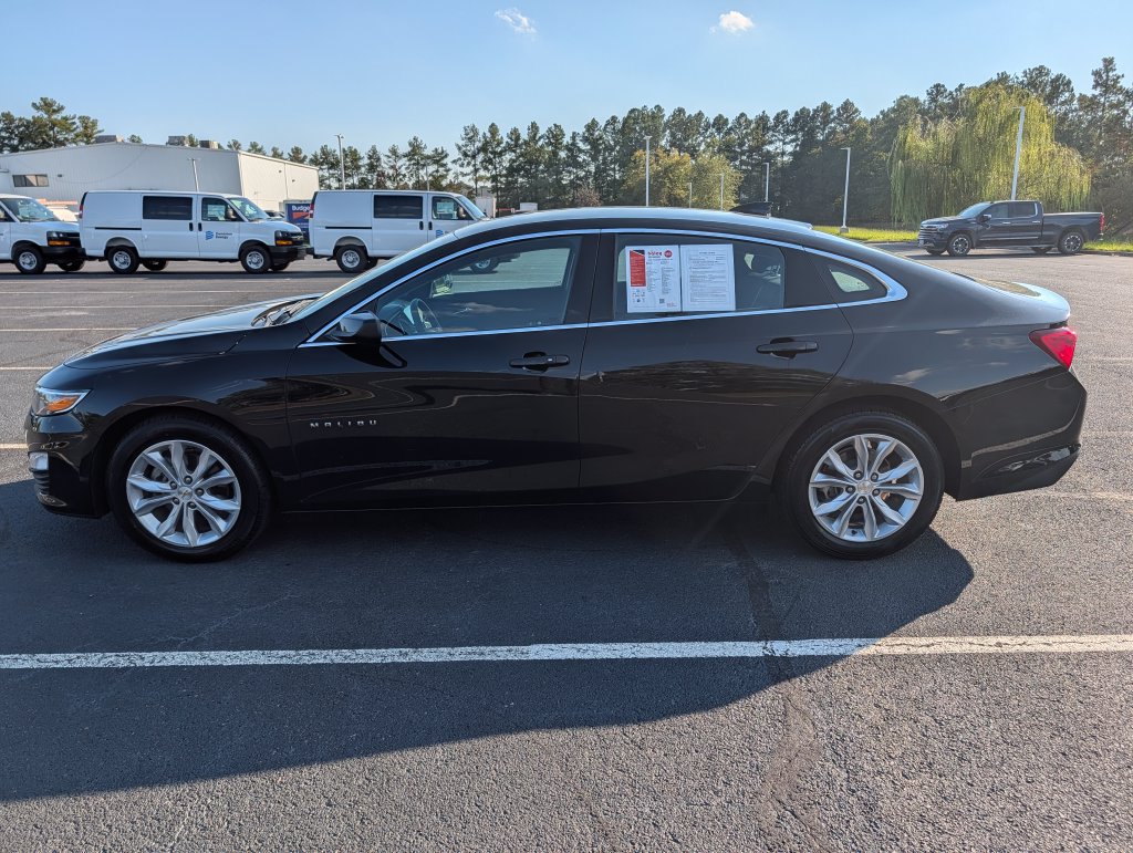 Used 2025 Chevrolet Malibu LT FWD image 24