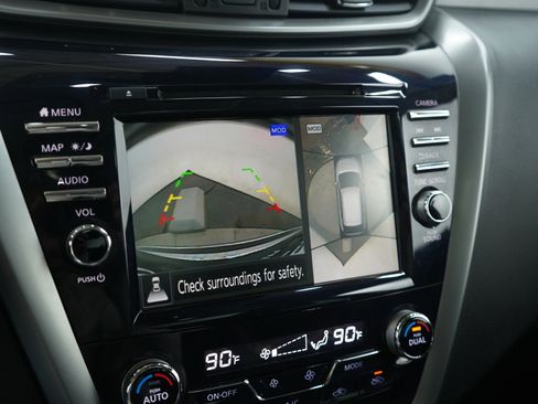 Used 2024 Nissan Murano SL image 22